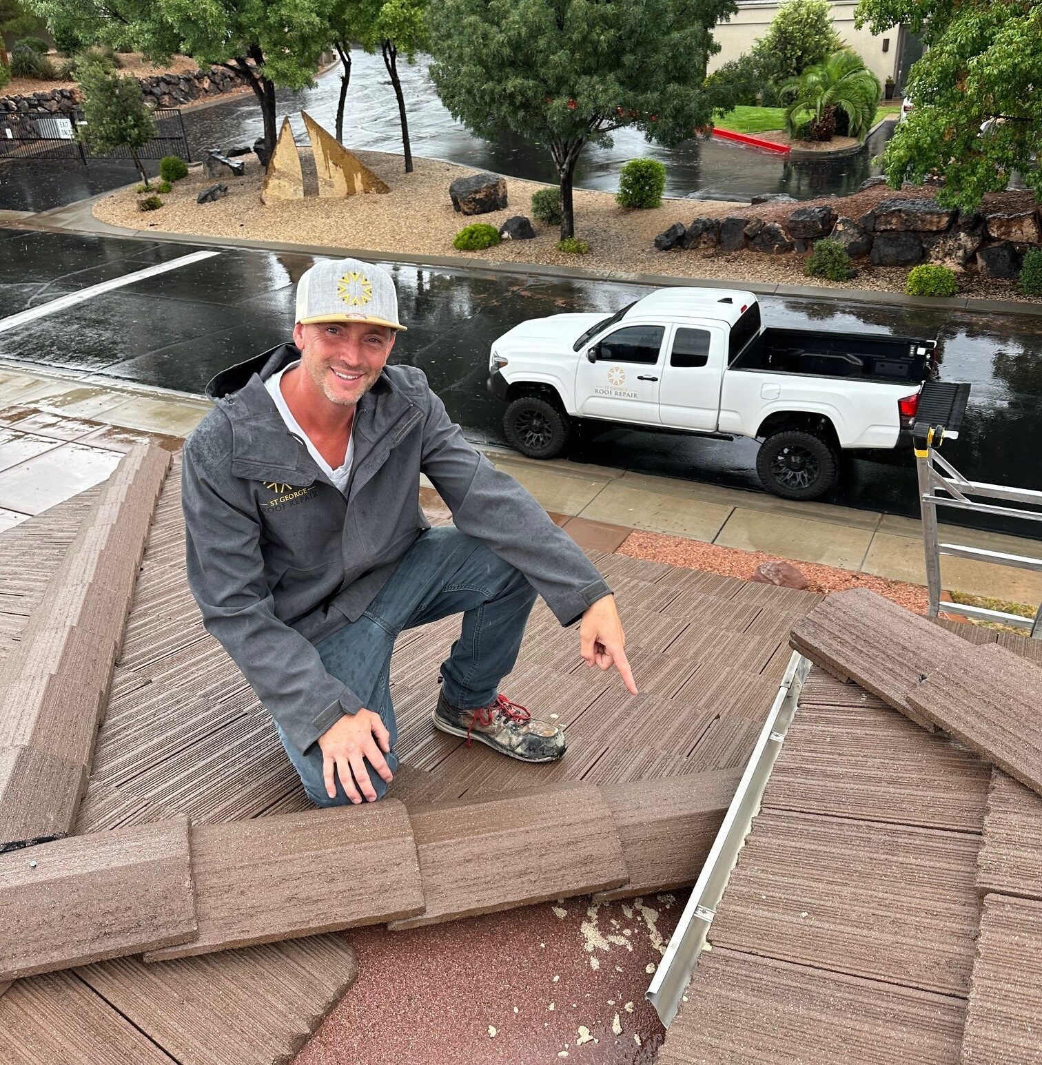 Roofer-Contractor-Repair-e1744214430659 Roofer-Contractor-Repair-e1744214430659