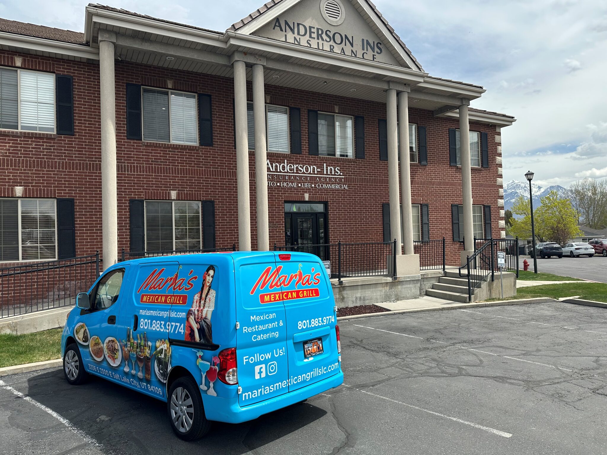 Commercial-Auto-Marias-Van-and-AIG-Building-2048x1536